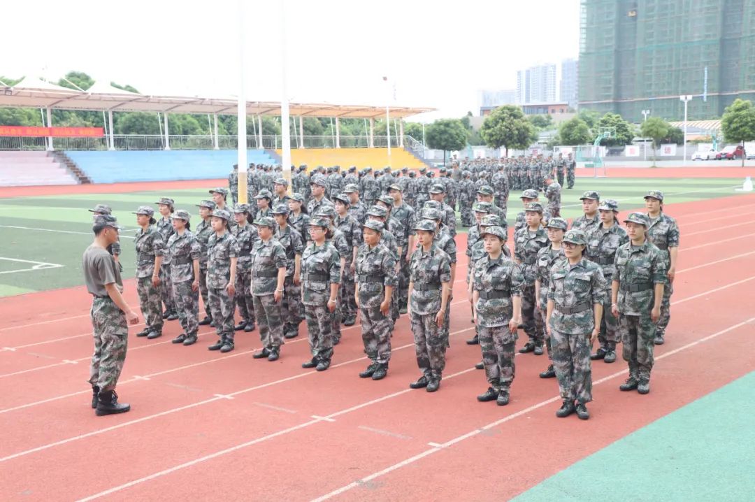 軍訓(xùn)3 軍訓(xùn)3